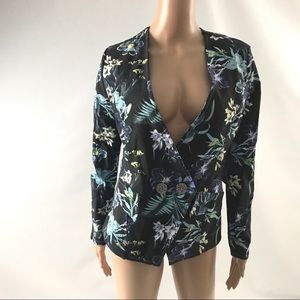 Artex Fashions Women’s Blazer Top Size S Blue